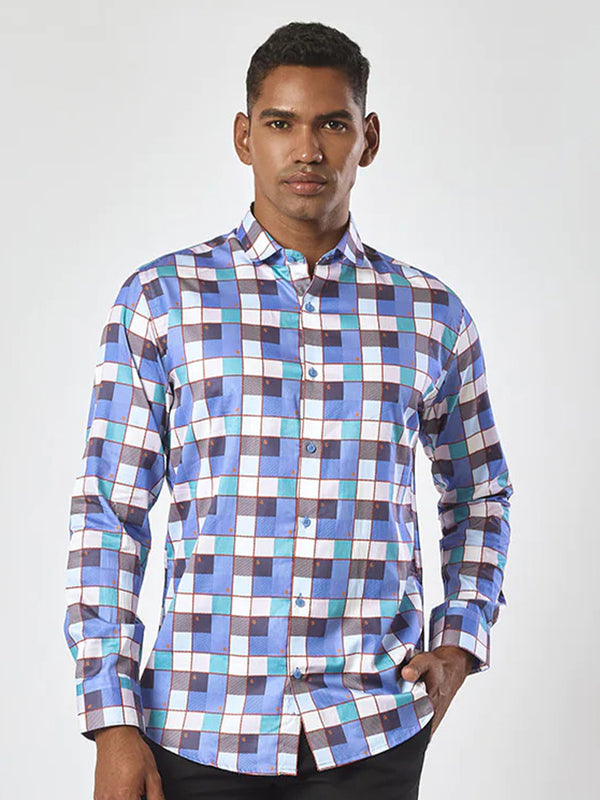 Men Geomteric Print White and Blue Shirt