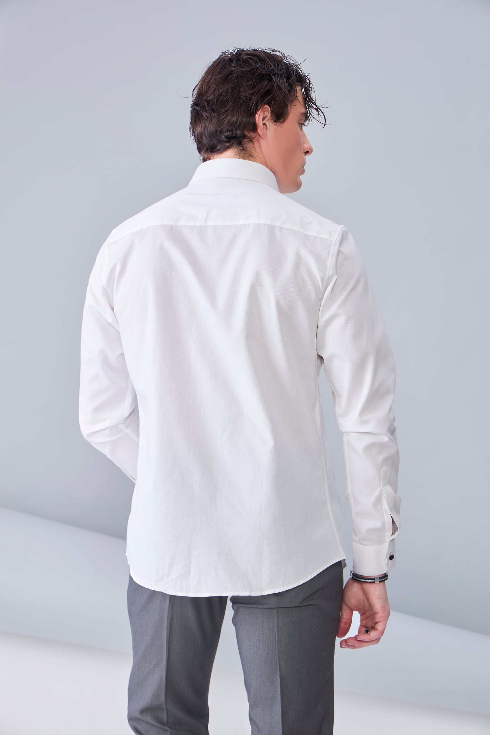 TMN WHITE